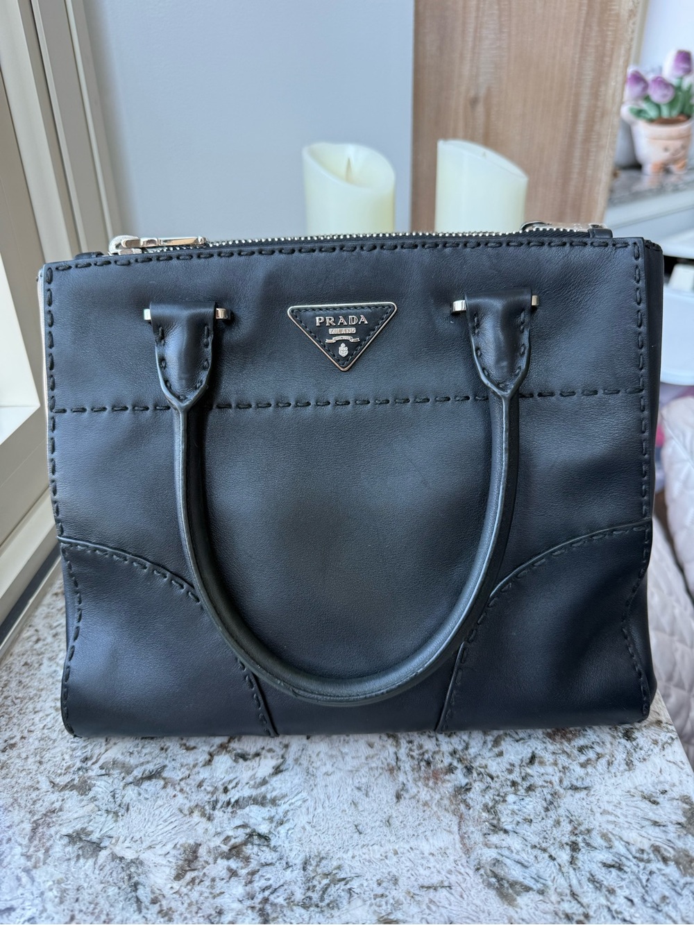 Authentic Prada Twin Pocket City Crossbody Tote in Black Saffiano Leather w/COA - Picture 4 of 15